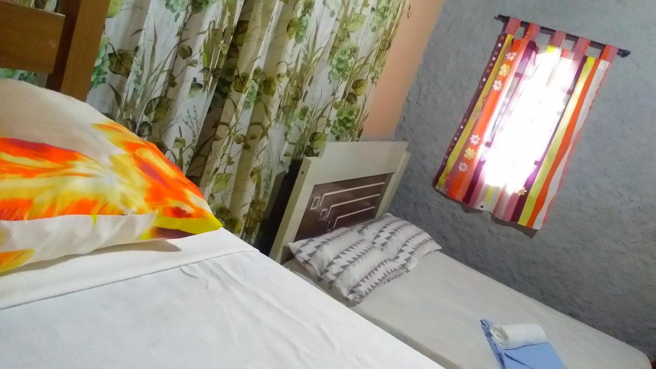 Praieiro Hostel *